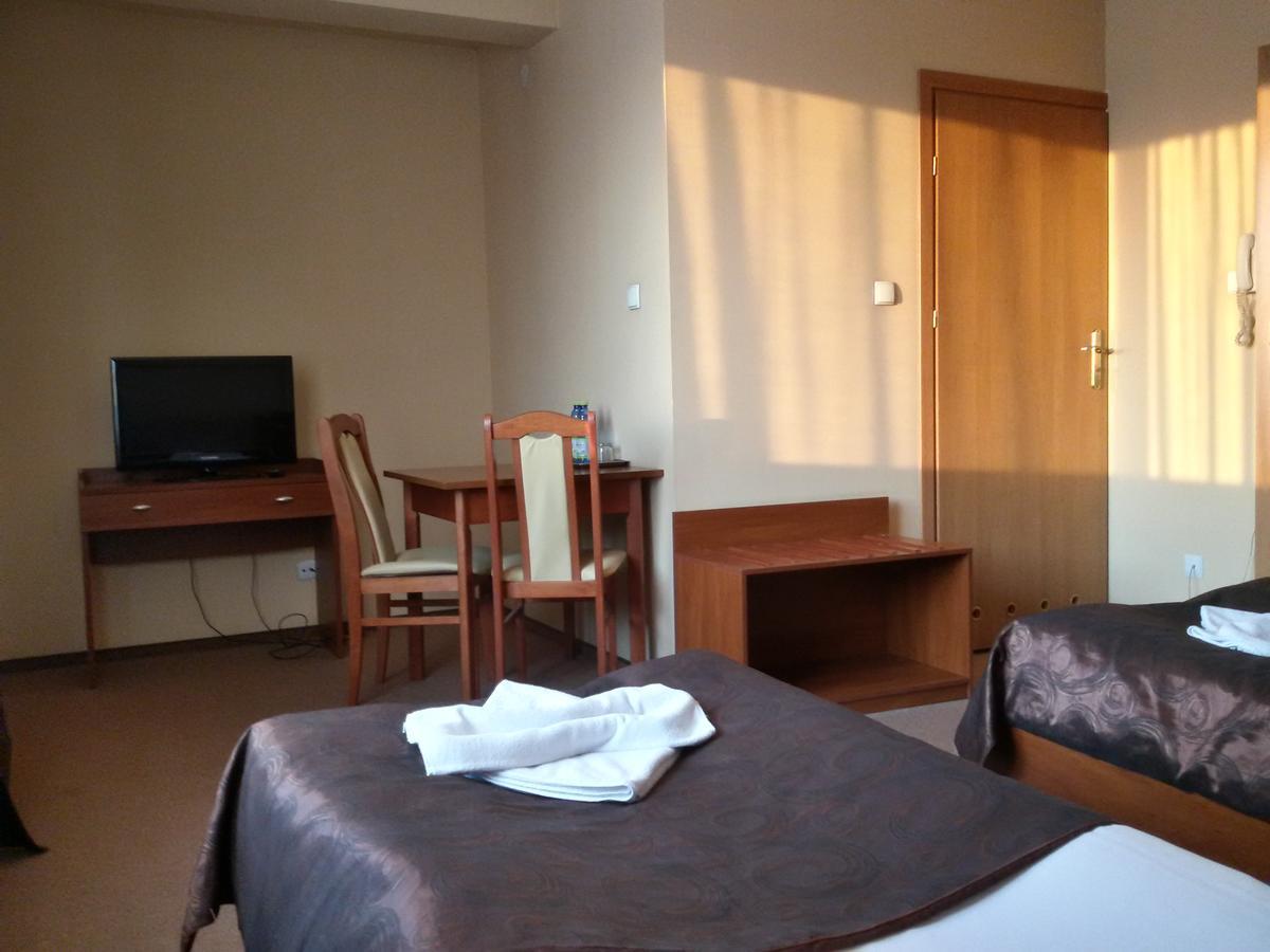 Hotel Astor Радом Экстерьер фото